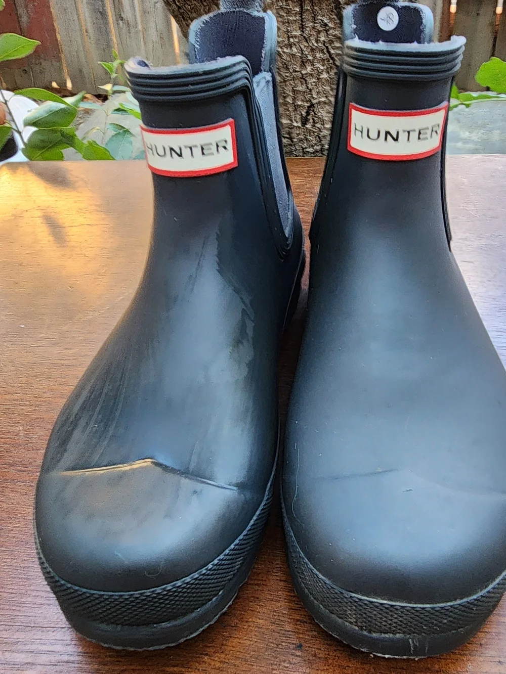 Hunter Original Chelsea Waterproof Rubber Rain Boots Matte Black [7]